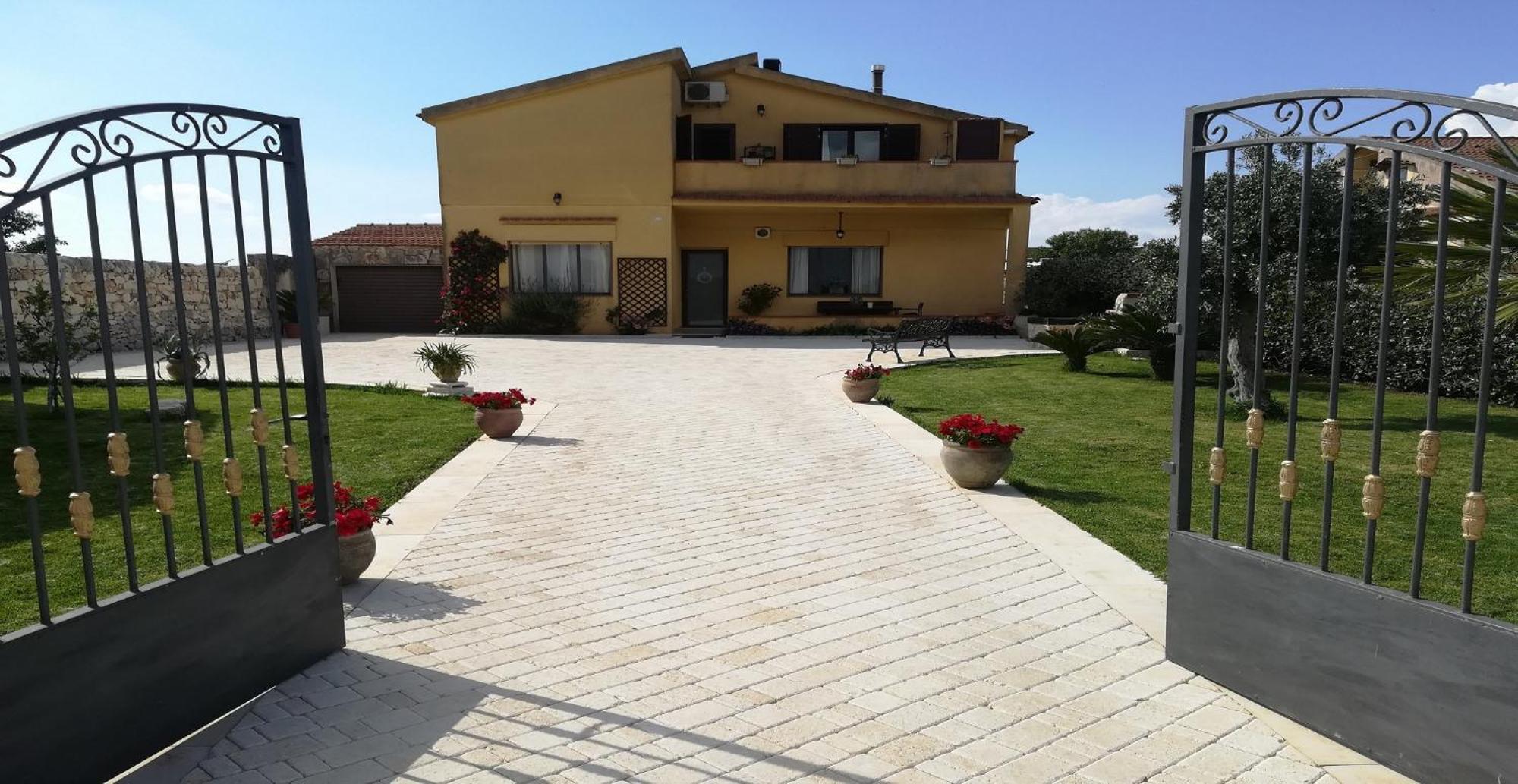 Ulivo Apartment Ragusa Eksteriør billede